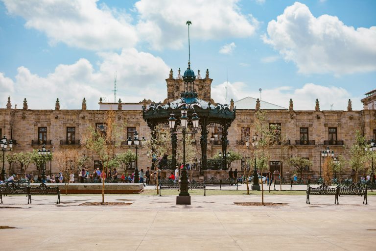 Guía Completa para Inversiones Inmobiliarias en Guadalajara